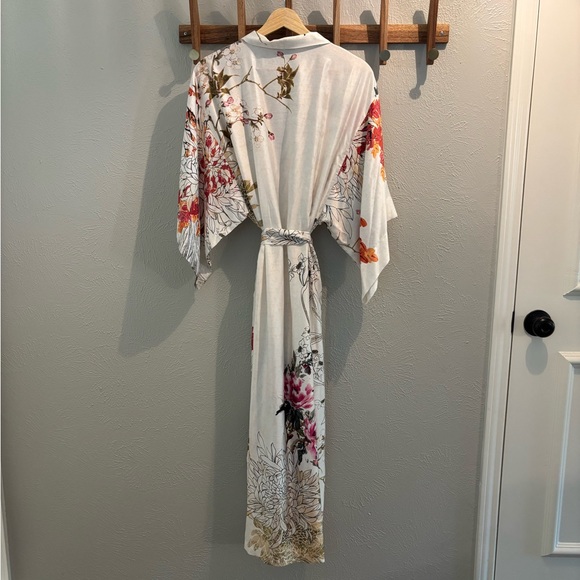 Natori Charmeuse Floral Print Kimono Wrap Robe Size Small - Picture 6 of 13